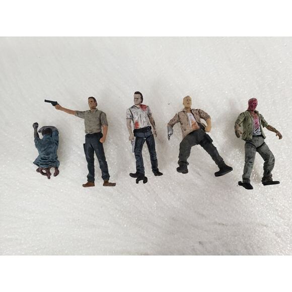 Lot 5 Walking Dead McFarlane Construction Building Set Rick Grimes Myrle Zombie - Picture 1 of 9
